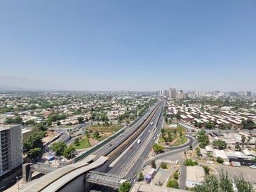 Departamento a pasos del metro Las Torres