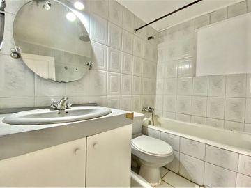 Oportunidad! Casa en privilegiado sector Vitacura