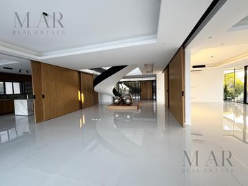 Casa en Venta exclusiva a la cancha de golf, en el Barrio El Golf, Nordelta