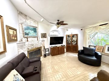 HERMOSA CASA TIPO HACIENDA