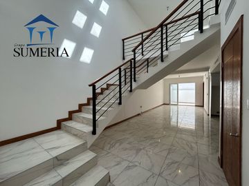 Casa en VENTA en fraccionamiento Bosque Real, Chihuahua, Chihuahua