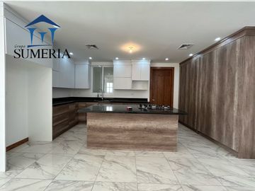 Casa en VENTA en fraccionamiento Bosque Real, Chihuahua, Chihuahua