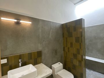 VENTA CASA CENTRO DE MERIDA/ENTREGA INMEDIATA