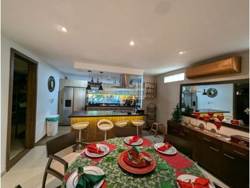 Se vende casa en Ciudad Jardin , remodelada