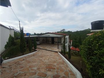 VENDO CASA CAMPESTRE LEBRIJA - SANTANDER - URGEME