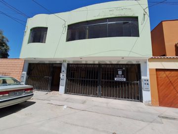 VENTA DE CASA EN URBANIZACION SAN PEDRO
