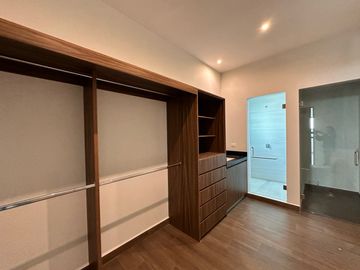 Casa - Fraccionamiento Bosques de las Misiones