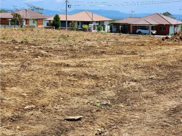 VENDO.CASAS NUEVAS EN.LA.ACEQUIA