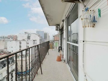 Depto venta 4 amb piso 12 Av Corrientes Balvanera