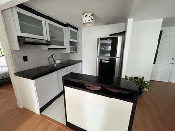 VENDO SUITE CON ESTUDIO SECTOR CAROLINA