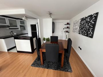 VENDO SUITE CON ESTUDIO SECTOR CAROLINA