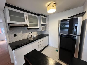 VENDO SUITE CON ESTUDIO SECTOR CAROLINA