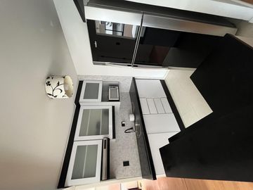 VENDO SUITE CON ESTUDIO SECTOR CAROLINA