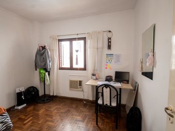 VENTA DPTO ZONA TRIBUNALES DE 3 DORM CON COCHERA