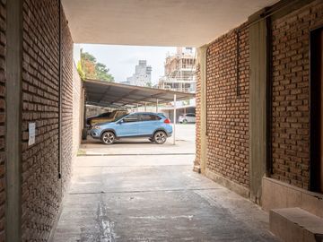 VENTA DPTO ZONA TRIBUNALES DE 3 DORM CON COCHERA