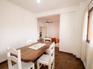 VENTA DPTO ZONA TRIBUNALES DE 3 DORM CON COCHERA