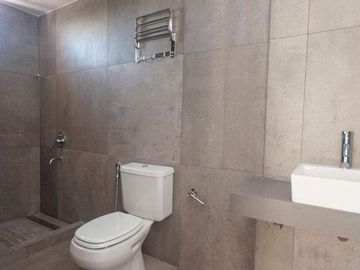 VENTA MONOAMB. PISO ALTO ESTRENAR VILLA URQUIZA