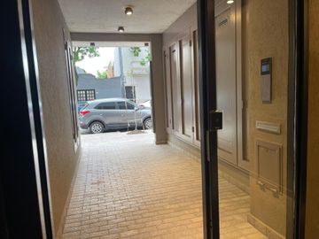 VENTA MONOAMB. PISO ALTO ESTRENAR VILLA URQUIZA