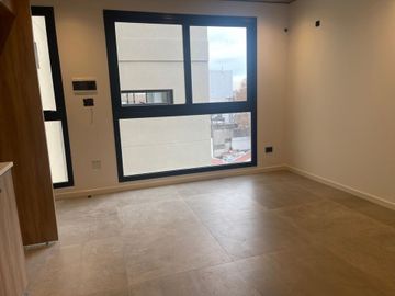 VENTA MONOAMB. PISO ALTO ESTRENAR VILLA URQUIZA