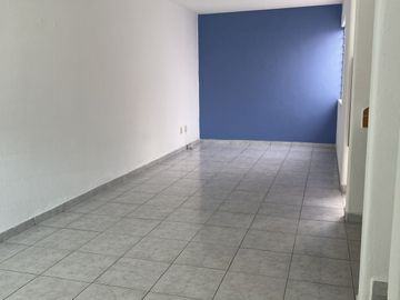 CASA EN PRIVADA POR EL CAMPESTRE