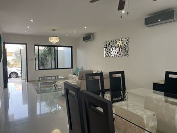 Casa en venta en Fracc. Lomas Diamante. ALVARADO, VER. RIVIERA VERACRUZANA