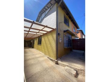 SE VENDE CASA EN VILLA ALEMANA TRONCOS VIEJOS
