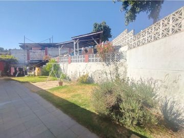 SE VENDE CASA ESQUINA EN QUILPUE CENTRO AMPLIO TERRENO
