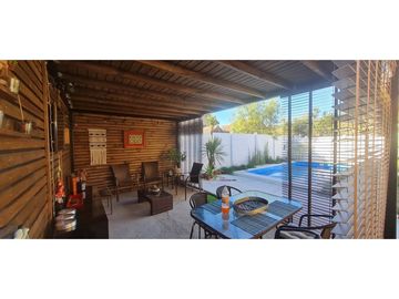 SE VENDE CASA EN VILLA ALEMANA PEÑABLANCA
