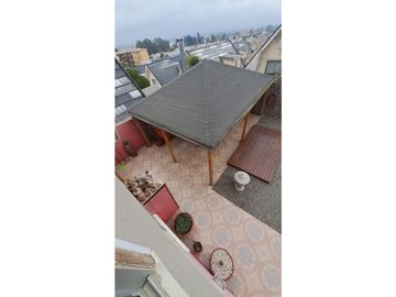 SE VENDE CASA EN VILLA ALEMANA AMPLIO TERRENO