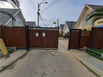 SE VENDE CASA EN VILLA ALEMANA AMPLIO TERRENO