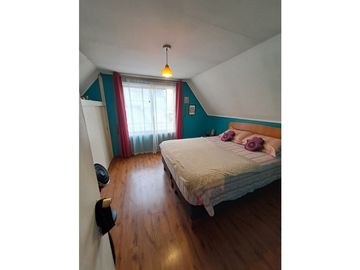 SE VENDE CASA EN VILLA ALEMANA AMPLIO TERRENO