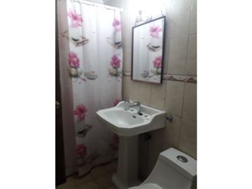 SE VENDE CASA EN VILLA ALEMANA DE 1 PISO 3 DORMITORIOS