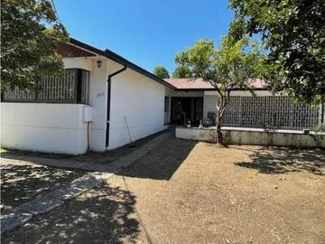 SE VENDE CASA DE 1 PISO QUILPUE