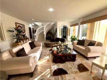 Venta Casa Campestre de Lujo en Buga