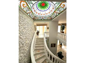 Venta Casa Campestre de Lujo en Buga