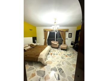 Venta Casa Campestre de Lujo en Buga