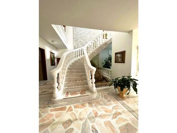 Venta Casa Campestre de Lujo en Buga