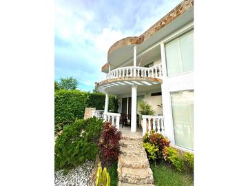 Venta Casa Campestre de Lujo en Buga