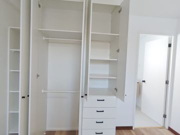Casa remodelada, excelente conexión 3D+3B+2E, Belloto centro