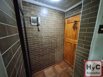 Hermoso Departamento Remodelado a Pasos de Metro