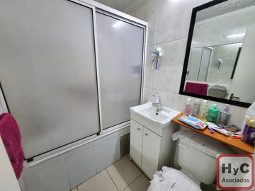 Hermoso Departamento Remodelado a Pasos de Metro