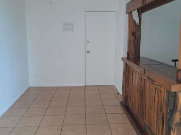 Depto en venta con 3D y 1B en Independencia