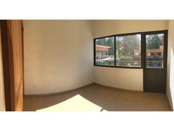 CASA EN RENTA EN CONDOMINIO CENTRO DE AVANDARO