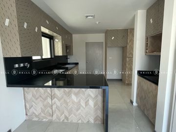CASA EN PREVENTA EN FRACCIONAMIENTO ALCAZÀRES (ZONA CANTERA)
