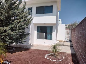 Casa - Residencial Vista Real