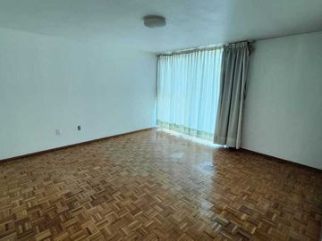 Renta de Linda Casa en Satélite