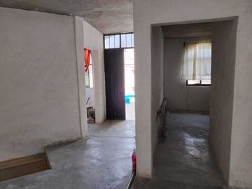 VENDO CASA PARA DECORAR. 4 RECAMARAS. JARDIN, ESTUDIO EN CHALCO