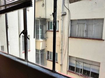 VENDE DEPARTAMENTO EN MERCED GOMEZ 2 RECAMARAS 1 B.  ENTRE PERI Y REVOLUCION