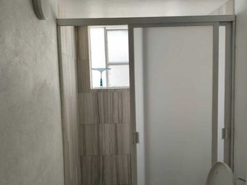 VENDE DEPARTAMENTO EN MERCED GOMEZ 2 RECAMARAS 1 B.  ENTRE PERI Y REVOLUCION