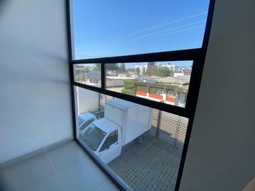 VENDO DEPARTAMENTO 2 RECAMARAS 2 BAÑOS 1 ESTAC. Y ROOF GARDEN COMUN